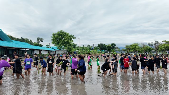 โรงเรียนปรีชานุศาสน์